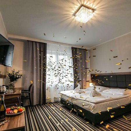 New Corner Otel Niechorze Dış mekan fotoğraf