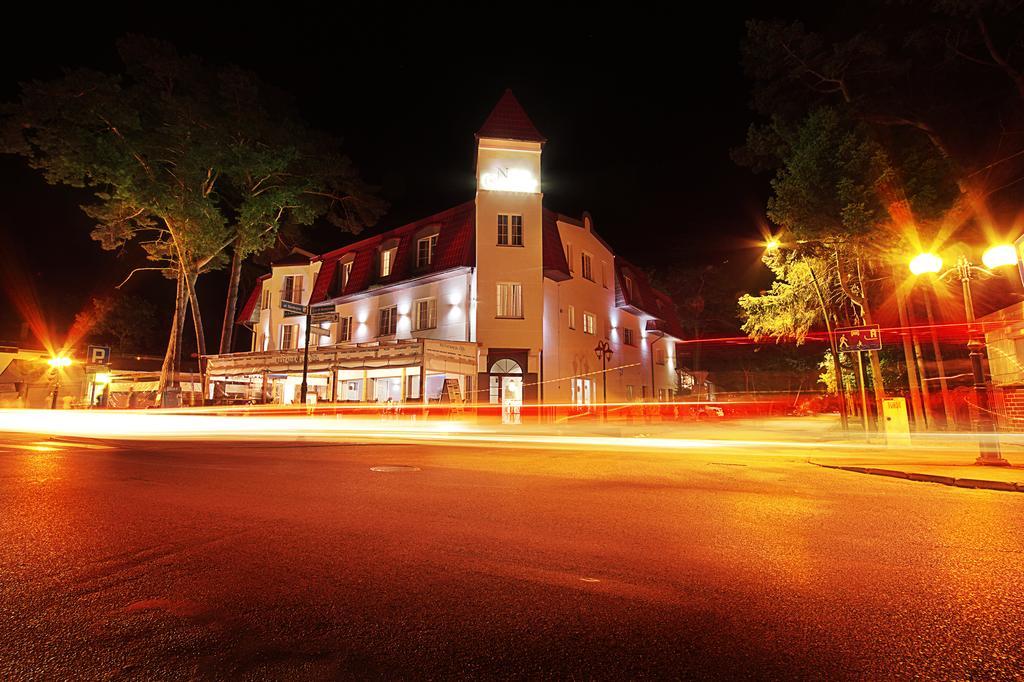 New Corner Otel Niechorze Dış mekan fotoğraf
